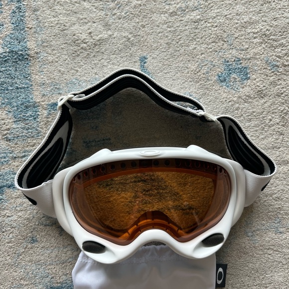 Oakley Other - Oakley Snowboarding or Skiing Goggles (white w/ orange lenses)
